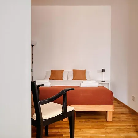 Just Urban - Exclusive 1br Center With Balcony Apartment *