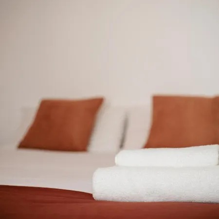 Just Urban - Exclusive 1br Center With Balcony Appartement Milaan